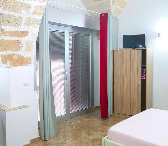 ゲストハウス La Casa Al Castello *