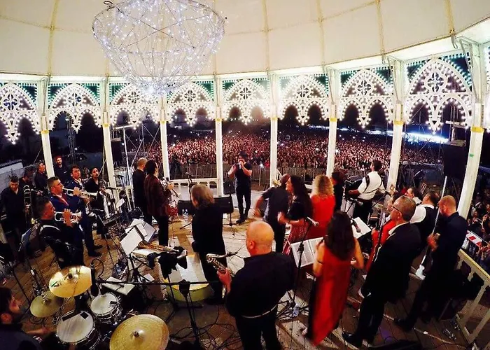 ゲストハウス La Casa Al Castello *